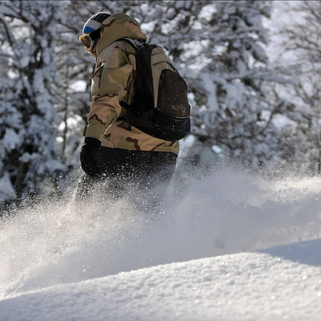 Guy skiing image